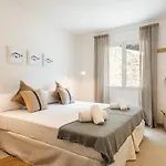 Opulent 5 Bedrooms Alis Panoramic Sea Views *