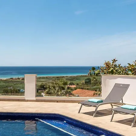 Opulent 5 Bedrooms Alis Panoramic Sea Views