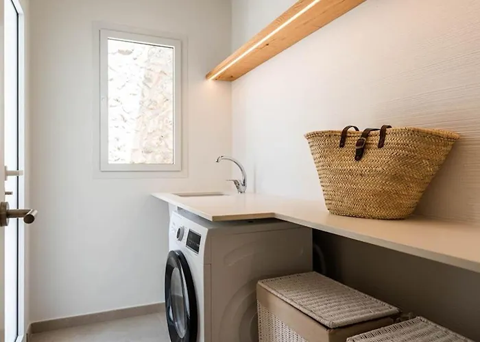 Opulent 5 Bedrooms Alis Panoramic Sea Views * סון באו