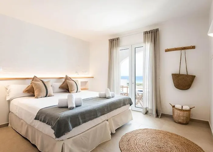 Opulent 5 Bedrooms Alis Panoramic Sea Views