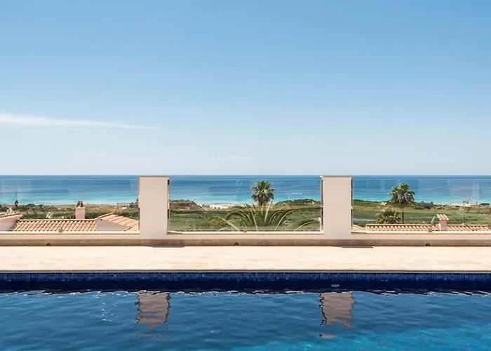 Opulent 5 Bedrooms Alis Panoramic Sea Views וילה *