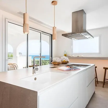 Opulent 5 Bedrooms Alis Panoramic Sea Views ヴィラ *