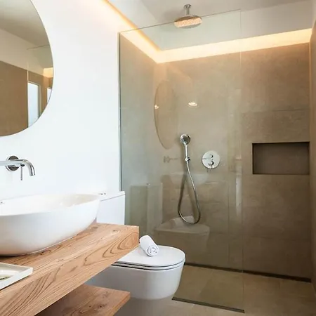 Opulent 5 Bedrooms Alis Panoramic Sea Views * ソン・ボウ