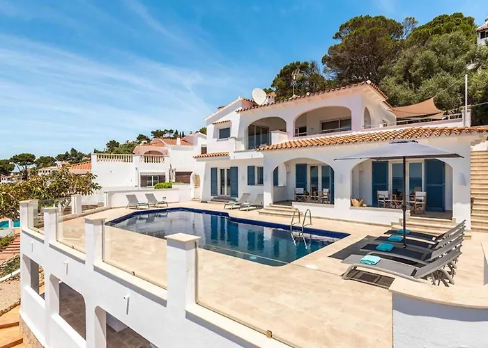 Opulent 5 Bedrooms Alis Panoramic Sea Views Villa